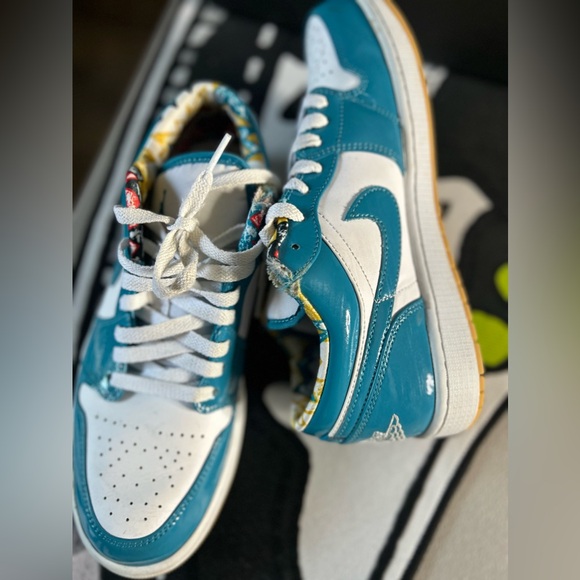 Air Jordan 1 Low “Barcelona Cyber Seal” - Picture 3 of 6